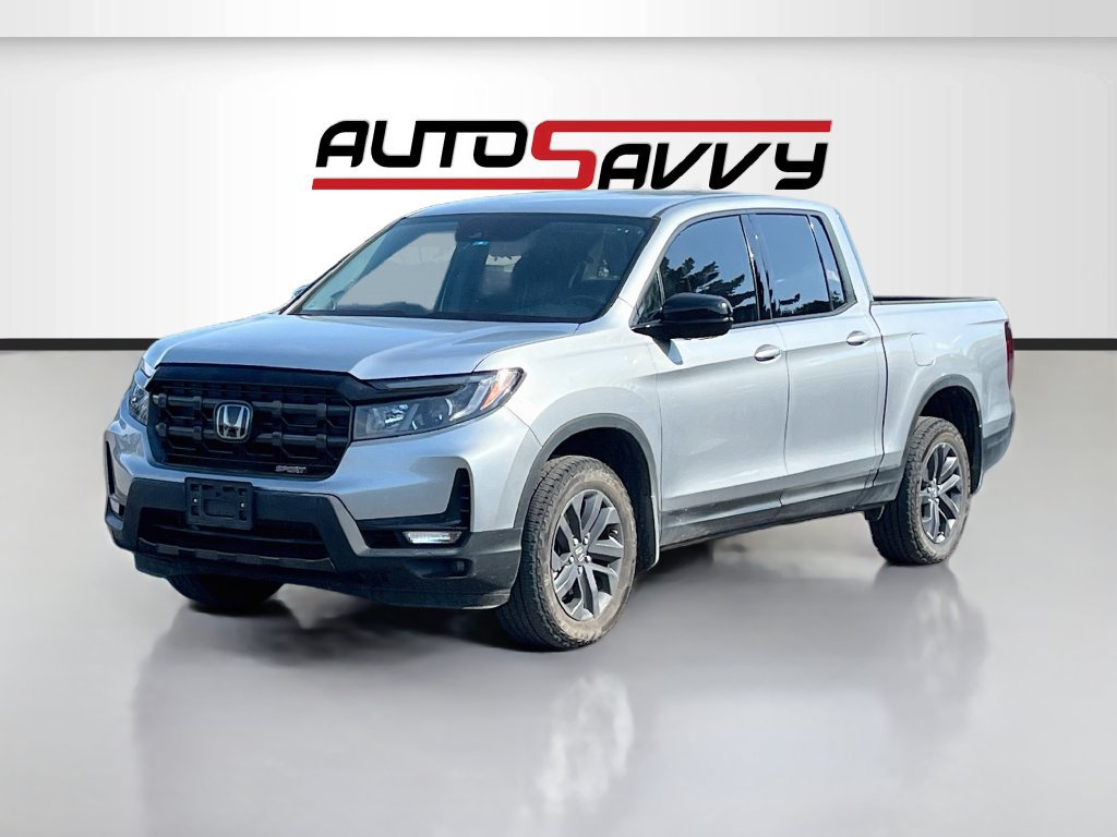 Used 2025 Honda Ridgeline Sport image 3