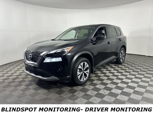 Certified 2023 Nissan Rogue SV image 3