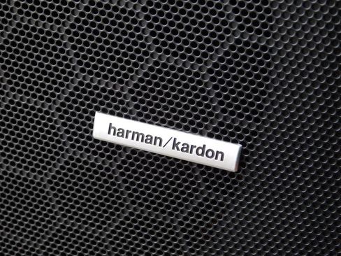 Used 2021 Subaru Ascent Limited w/ Technology Package image 31