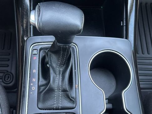 Used 2019 Kia Sorento EX w/ EX Touring Package FWD image 24