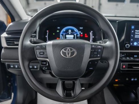 Certified 2025 Toyota Camry LE image 29