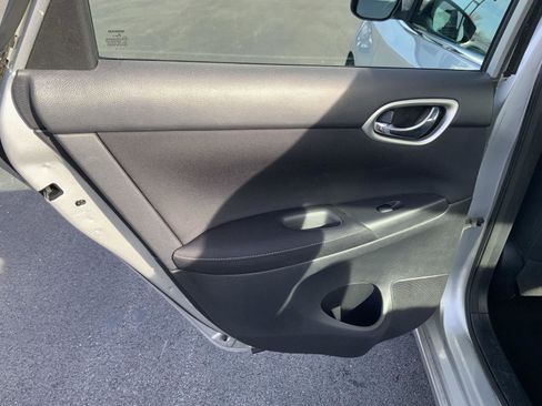 Used 2014 Nissan Sentra SV image 36