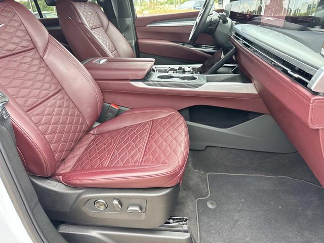Used 2026 Cadillac Escalade Sport RWD image 9