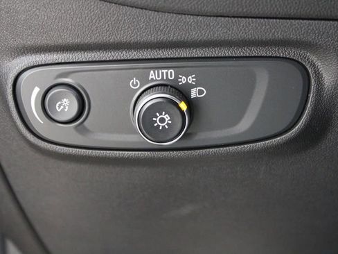 Used 2024 Chevrolet Equinox RS w/ RS Leather Package image 37