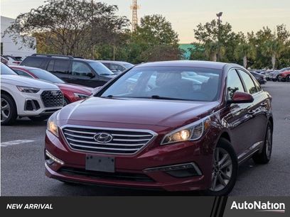 Used 2015 Hyundai Sonata SE w/ Option Group 09