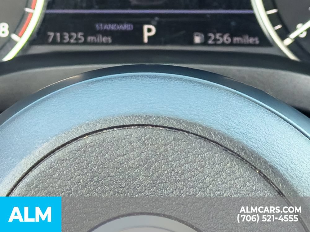Used 2024 Nissan Rogue SV FWD image 18