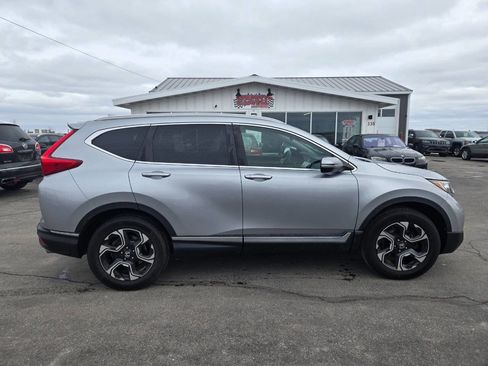 Used 2017 Honda CR-V Touring image 8