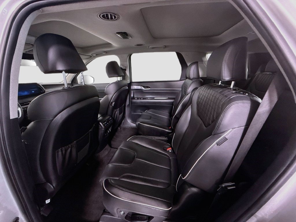 Used 2024 Hyundai Palisade Limited FWD image 24