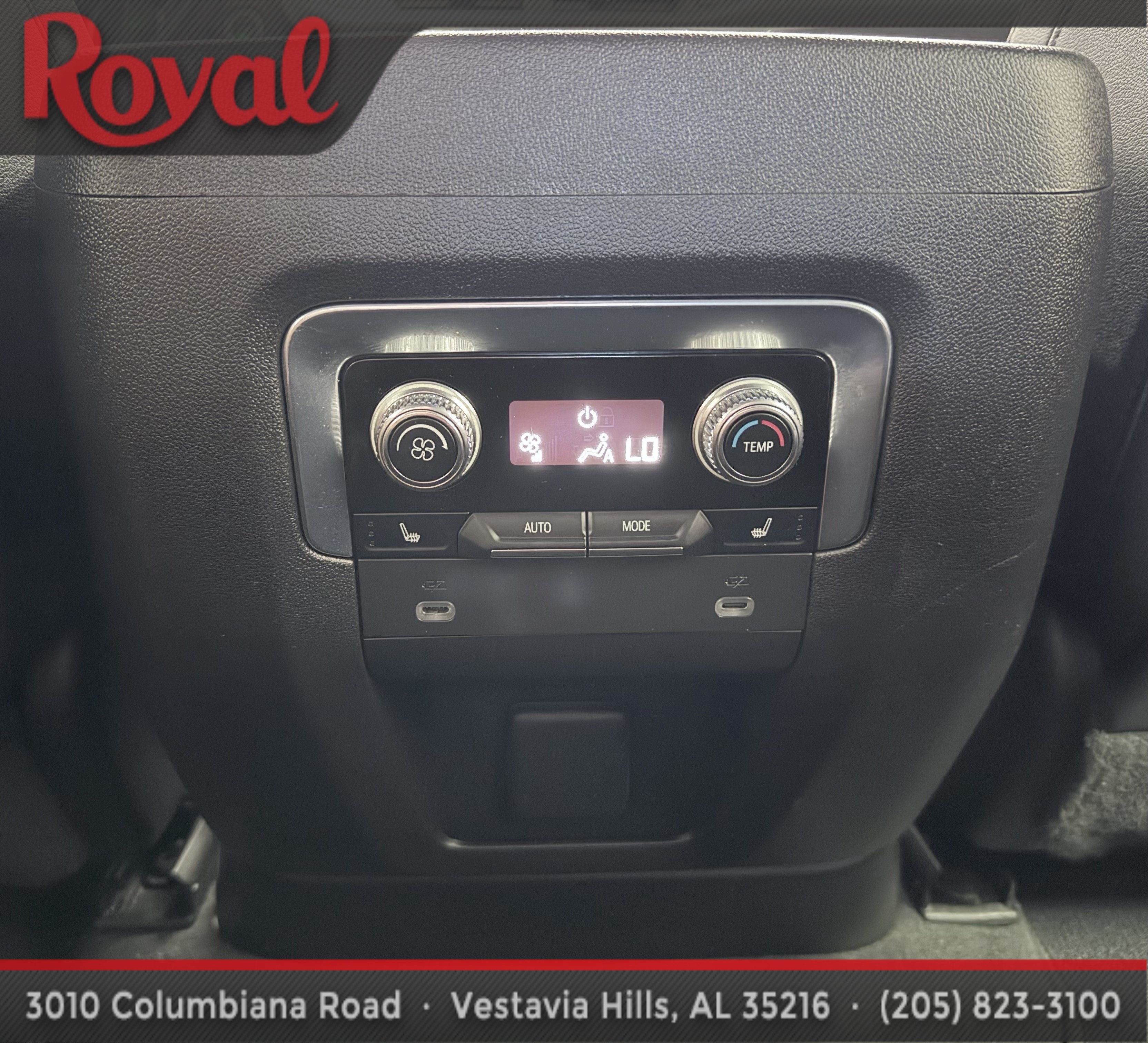 Used 2023 GMC Yukon AT4 w/ AT4 Premium Plus Package AWD/4WD image 29