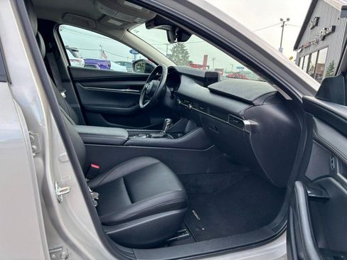 Used 2025 MAZDA MAZDA3 s FWD image 9