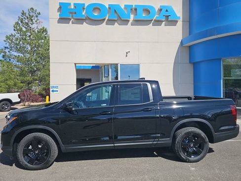 New 2026 Honda Ridgeline Black Edition image 2