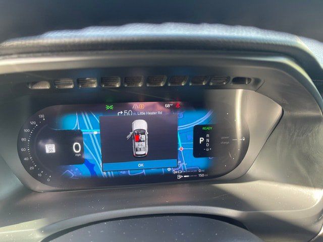 Used 2025 Volvo XC90 T8 Plus w/ Protection Package AWD/4WD image 18