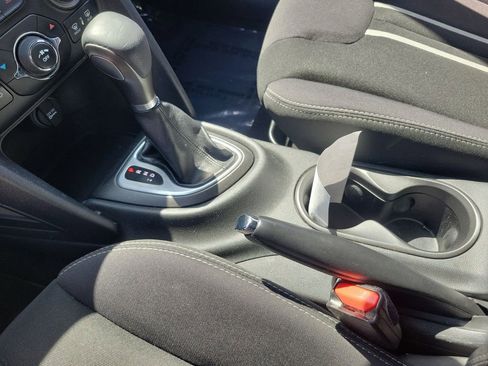 Used 2014 Dodge Dart SXT FWD image 32