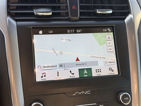 Used 2019 Ford Fusion SE FWD image 23