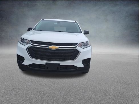 Used 2020 Chevrolet Traverse LS FWD image 6