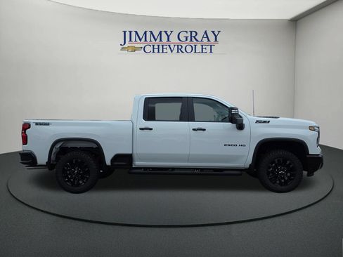 New 2026 Chevrolet Silverado 2500 LT w/ Trail Boss Package AWD/4WD image 6