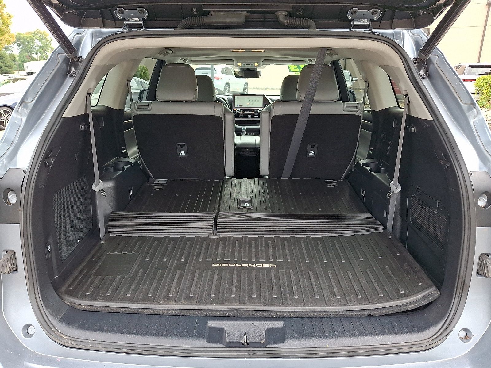 Used 2023 Toyota Highlander Limited AWD/4WD image 29