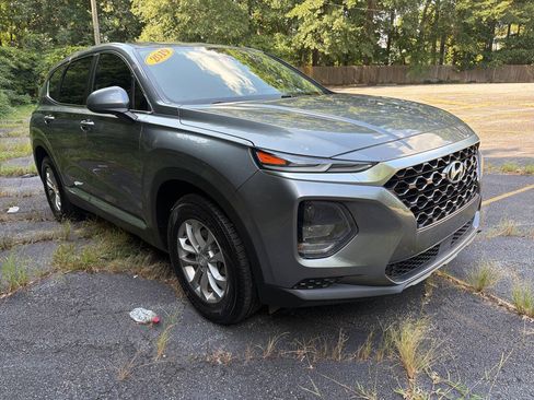 Used 2019 Hyundai Santa Fe SE FWD image 11