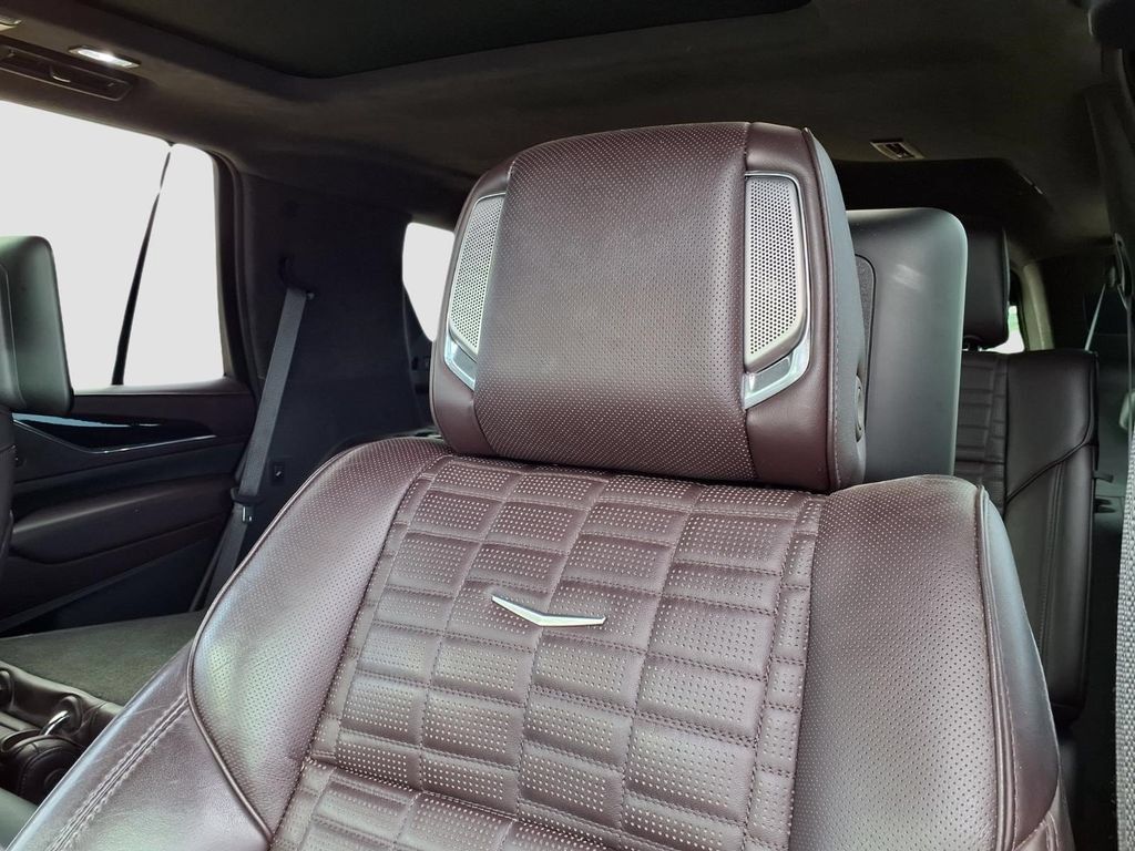 Used 2021 Cadillac Escalade Sport Platinum AWD/4WD image 21