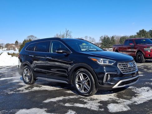 Used 2017 Hyundai Santa Fe Limited image 1