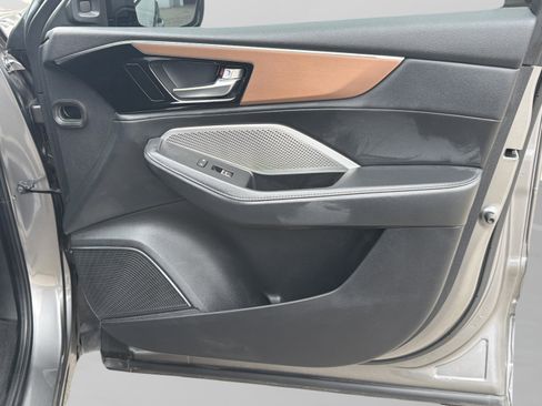 Used 2022 Acura MDX FWD image 33