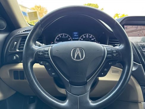 Used 2014 Acura ILX w/ Technology Package FWD image 24