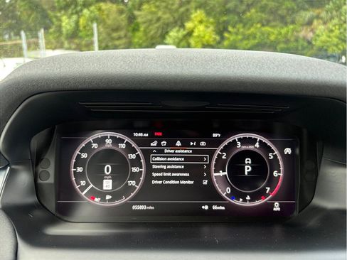 Used 2020 Land Rover Discovery Sport SE AWD/4WD image 24