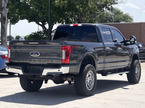 Used 2019 Ford F250 Lariat w/ Lariat Ultimate Package image 4