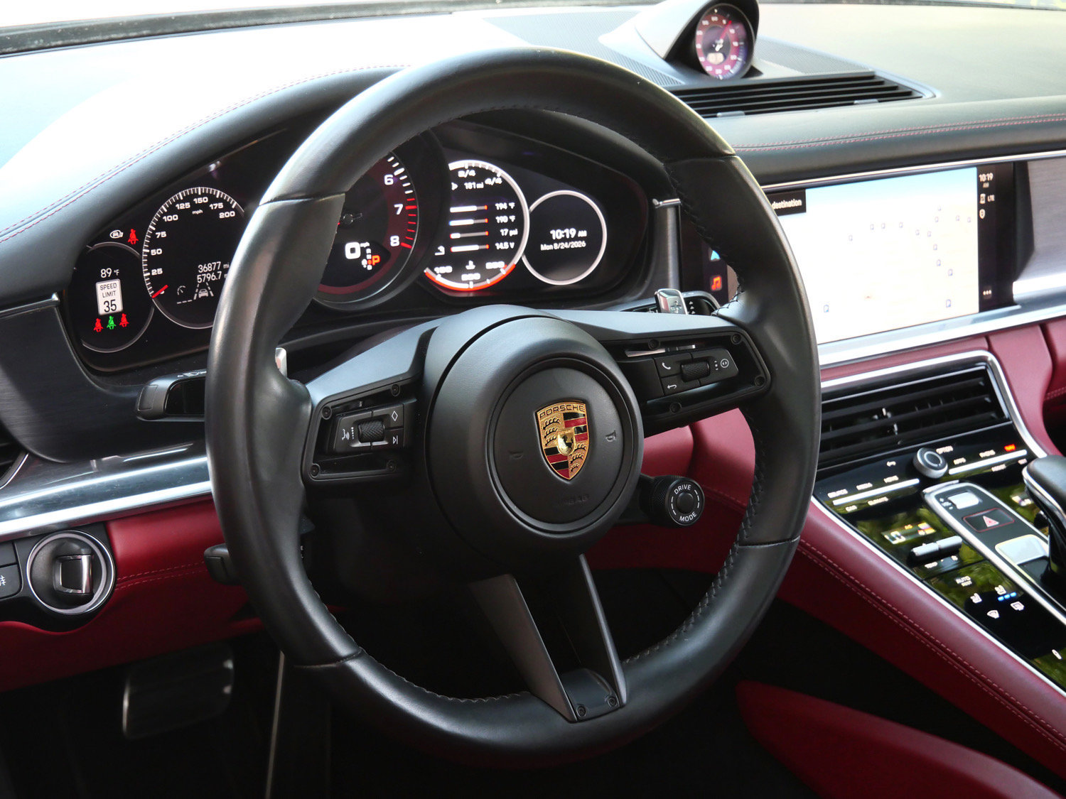 Used 2022 Porsche Panamera GTS AWD/4WD image 11