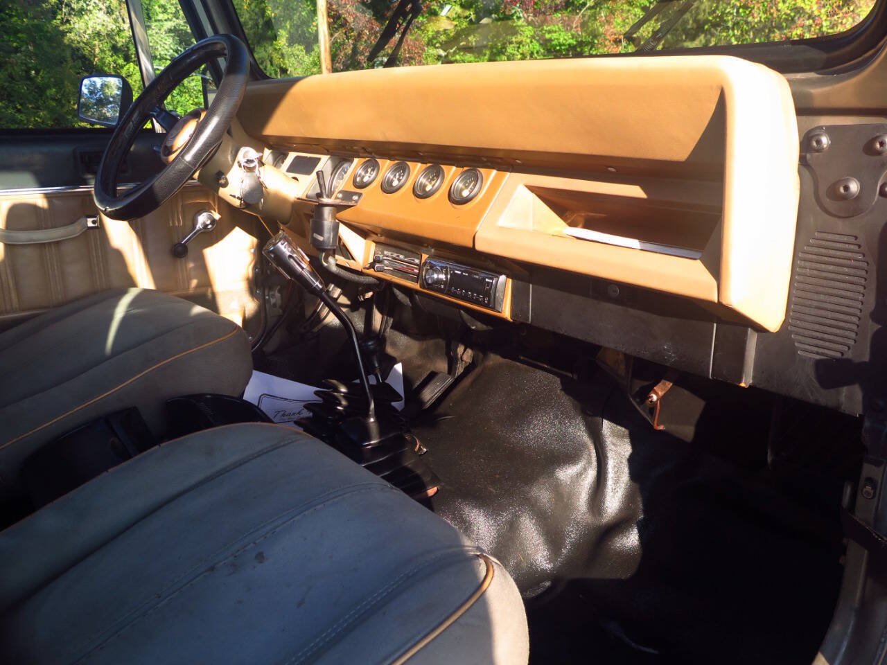 Used 1988 Jeep Wrangler Sahara AWD/4WD image 21