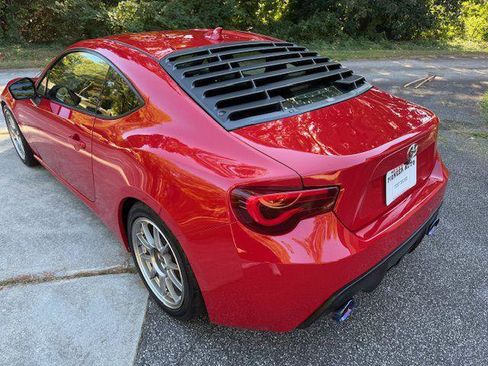 Used 2013 Scion FR-S image 5