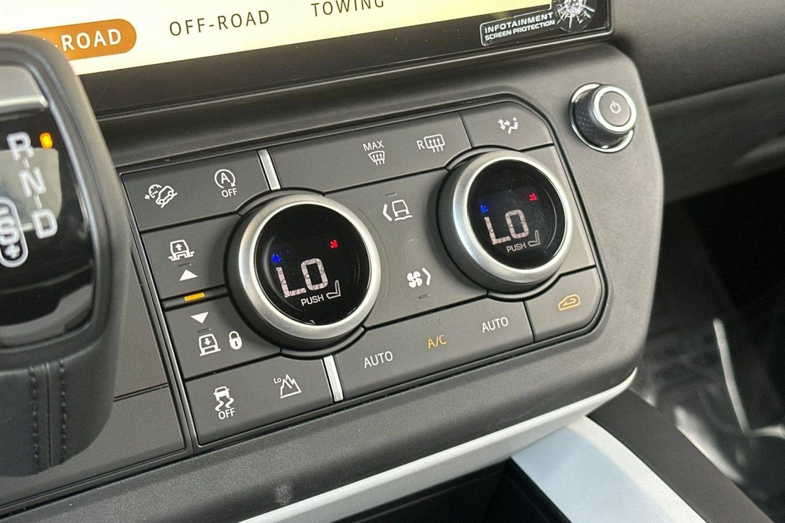 New 2026 Land Rover Defender 130 X-Dynamic SE AWD/4WD image 19