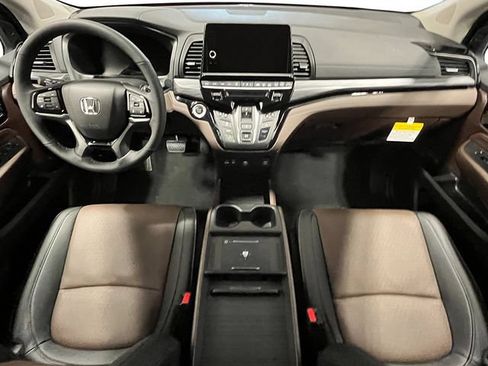 New 2026 Honda Odyssey Elite image 17