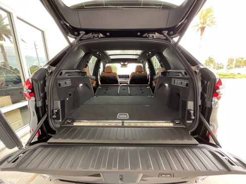 New 2026 BMW X5 xDrive50e w/ M Sport Package image 32