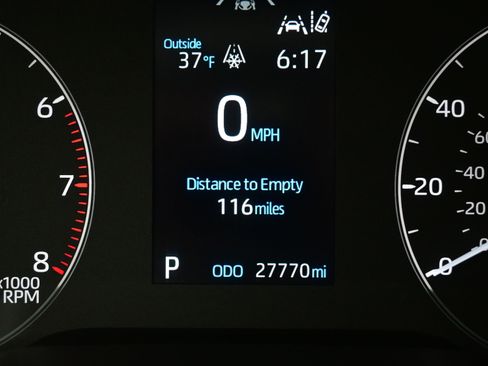 Used 2024 Toyota Corolla Cross SE image 23