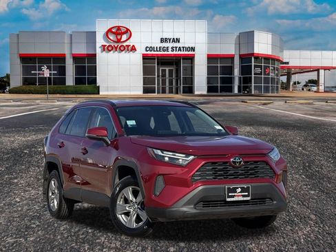 Used 2023 Toyota RAV4 XLE w/ XLE Grade Weather Package image 1