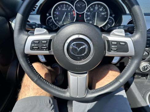 Used 2010 MAZDA MX-5 Miata Grand Touring w/ Premium Pkg RWD image 26