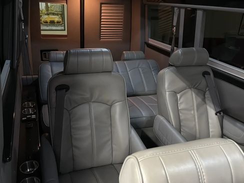 Used 2016 Mercedes-Benz Sprinter 2500 image 39