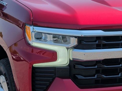 Used 2023 Chevrolet Silverado 1500 LT RWD image 38