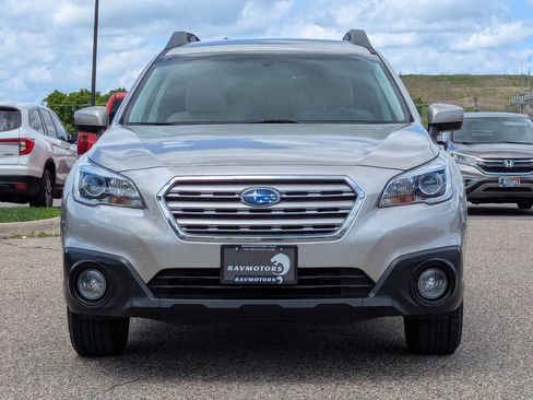 Used 2017 Subaru Outback 2.5i Premium AWD/4WD image 6