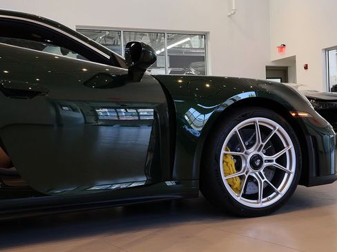 Used 2026 Porsche 911 GT3 RWD image 15