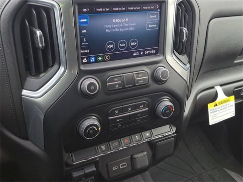 Used 2022 Chevrolet Silverado 2500 LT image 13