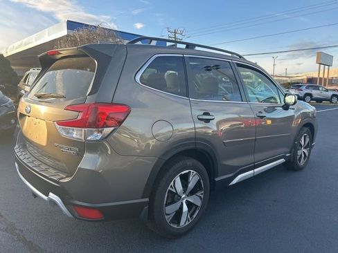 Used 2020 Subaru Forester Touring image 4