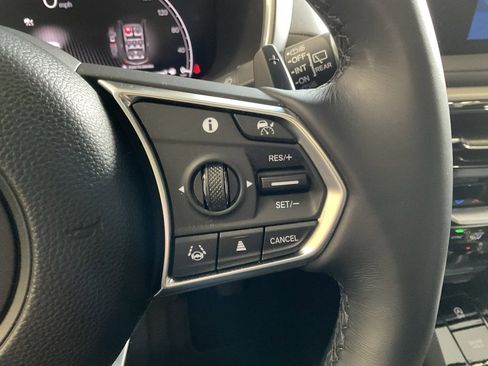 Certified 2025 Acura MDX w/ Technology Package image 14