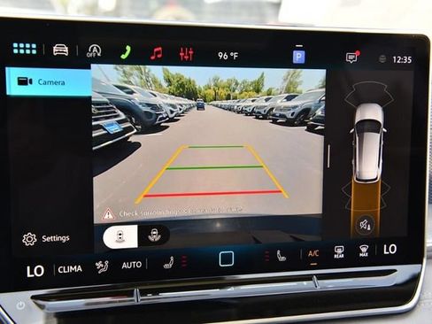 New 2026 Volkswagen Tiguan SE AWD/4WD image 13