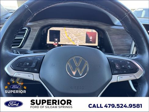 Used 2024 Volkswagen Atlas SEL Premium R-Line image 31