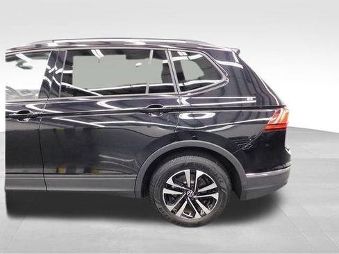 Used 2024 Volkswagen Tiguan S image 19