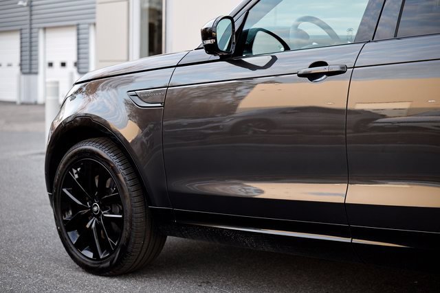 New 2026 Land Rover Discovery Limited Edition AWD/4WD image 7