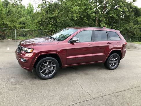 Certified 2021 Jeep Grand Cherokee Limited w/ Quick Order Package 28K 80th AWD/4WD image 3