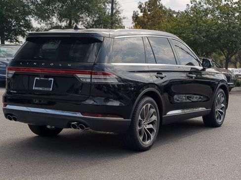 New 2025 Lincoln Aviator 2WD image 3